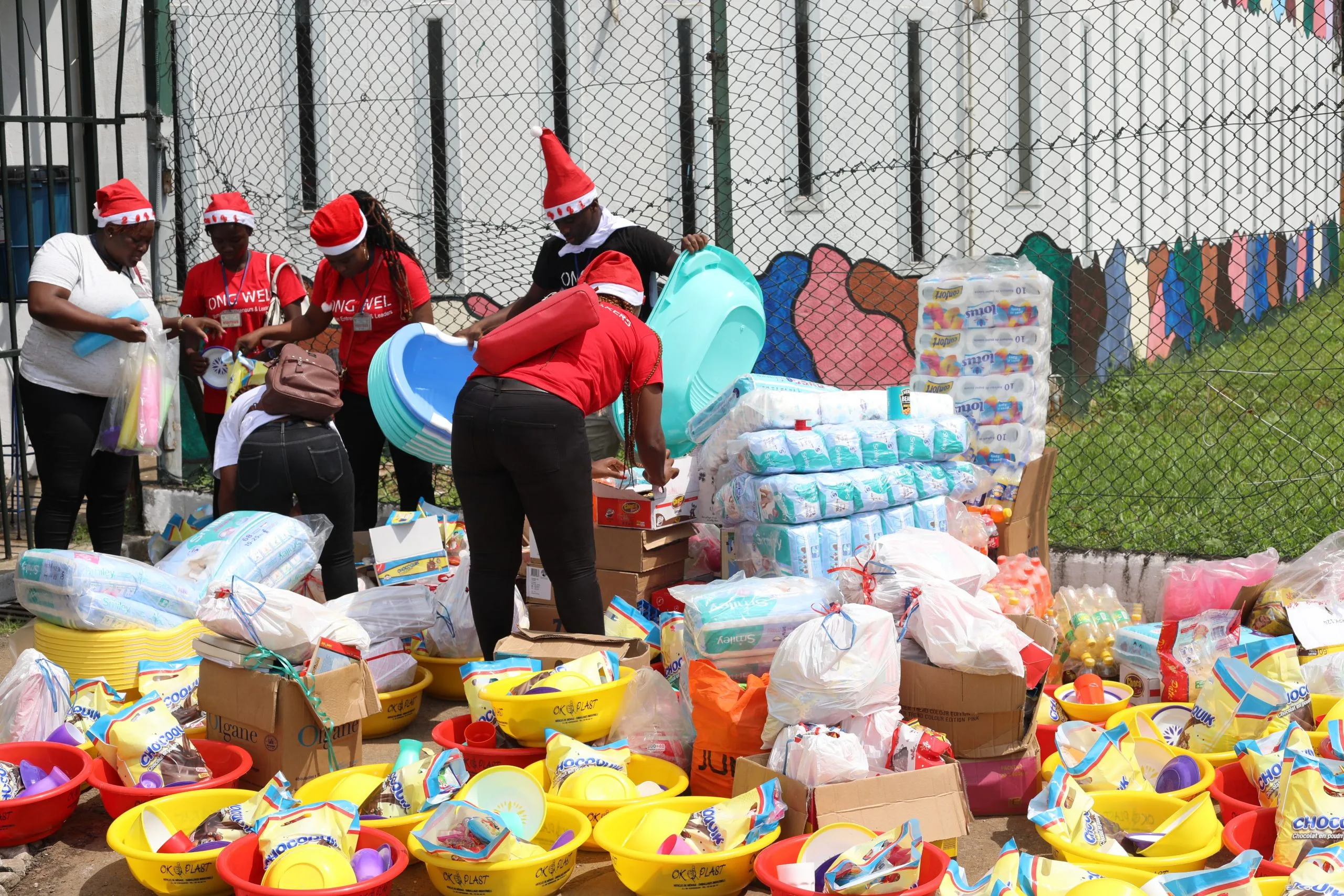 L'ONG W.E.L fait des dons à la Maca - Samedi 19 Décembre 2020 L'ONG WEL
