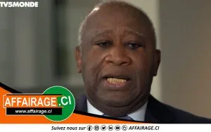 Le Président Laurent Gbagbo a reçu ce jour 2 passeports Le Président Laurent Gbagbo