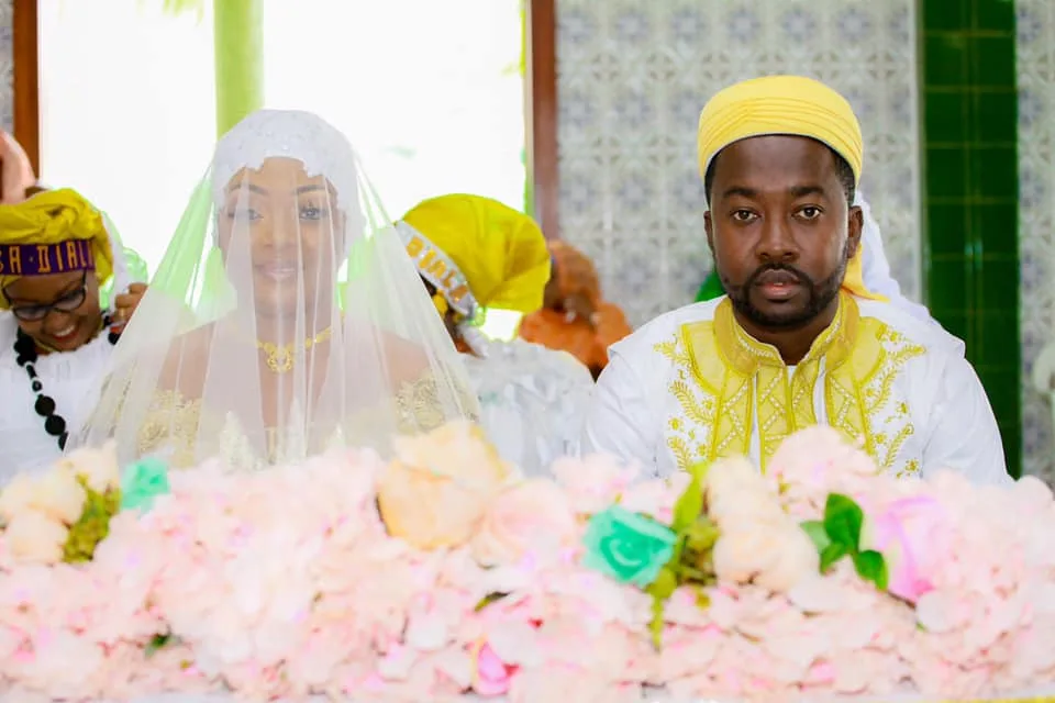 Exclusif: Souleymane Kamagaté explique sa rencontre avec Bamba Ami Sarah (Interview Intégrale) Exclusif: Souleymane Kamagaté explique sa rencontre avec Bamba Ami Sarah (Interview Intégrale) | Affairage.ci