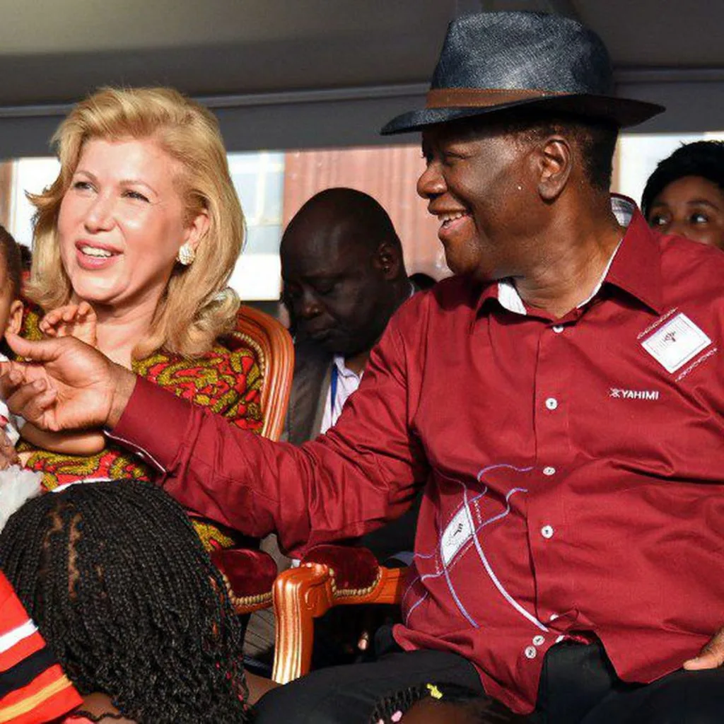 Noces de perle : toujours autant d’amour entre Alassane et Dominique Ouattara 30 ans après Alassane et Dominique Ouattara