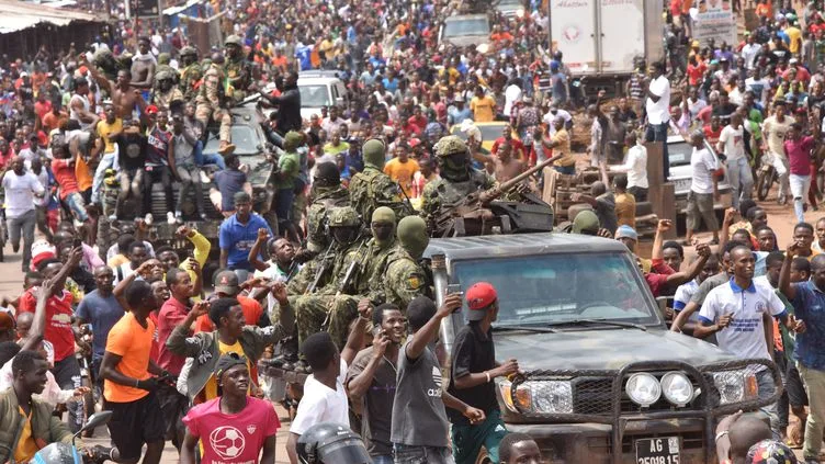 Guinée : Appel à la protection des droits humains et de la démocratie après le coup d'État militaire Guinée