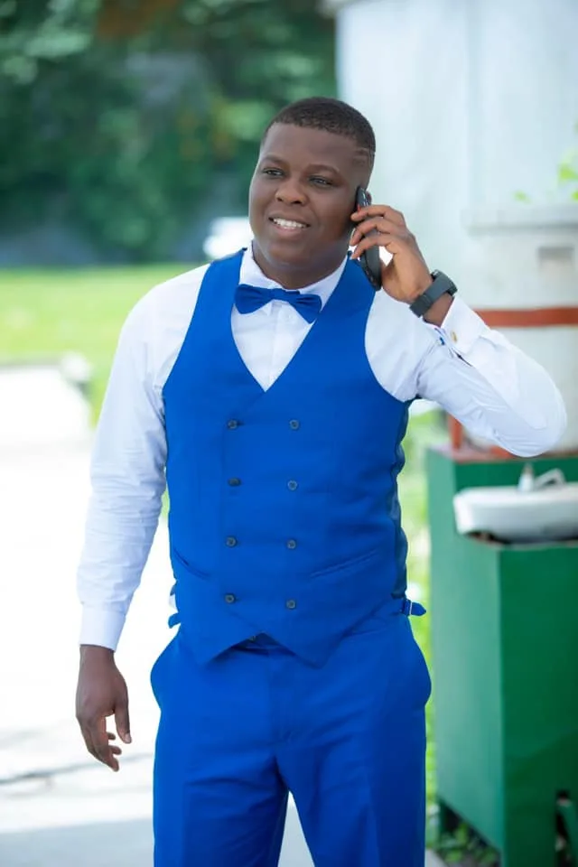 Interview exclusive, Stoni: « les autres me voient un peu comme l’intello des web comédiens » Stoni