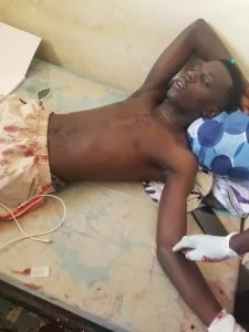 Drame à Bouaké : un étudiant tente de se suicider (photo) Drame à Bouaké : un étudiant tente de se suicider (photo) | Affairage.ci