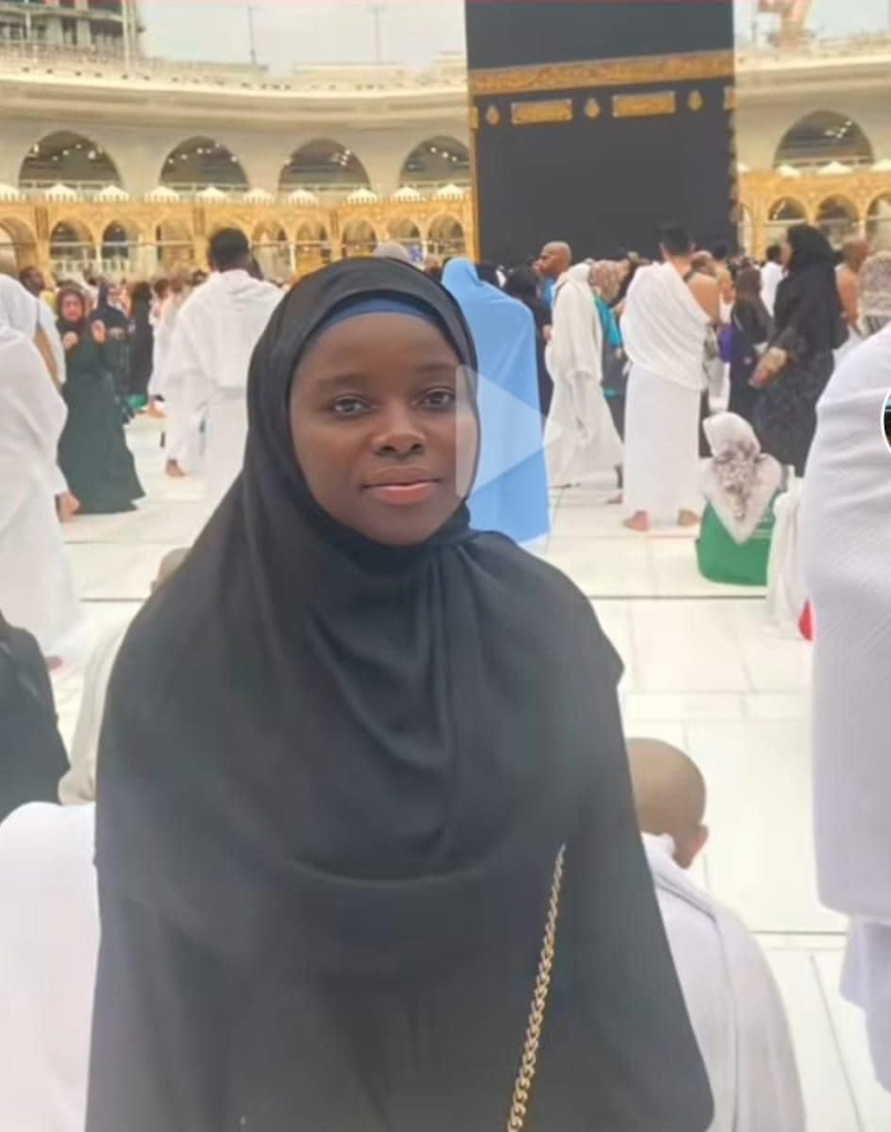 Côte d’Ivoire : Franck Kessié change la vie de sa servante (photo) Côte d’Ivoire : Franck Kessié change la vie de sa servante (photo) | Affairage.ci