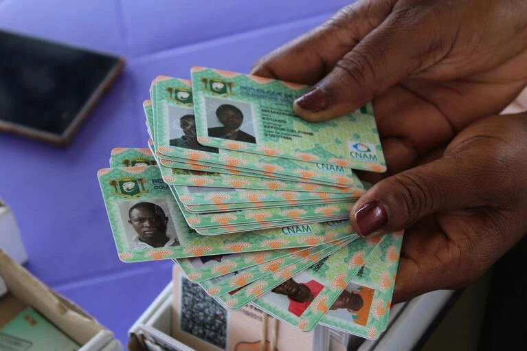 La CMU franchit une nouvelle étape avec le suivi en ligne des cartes CMU